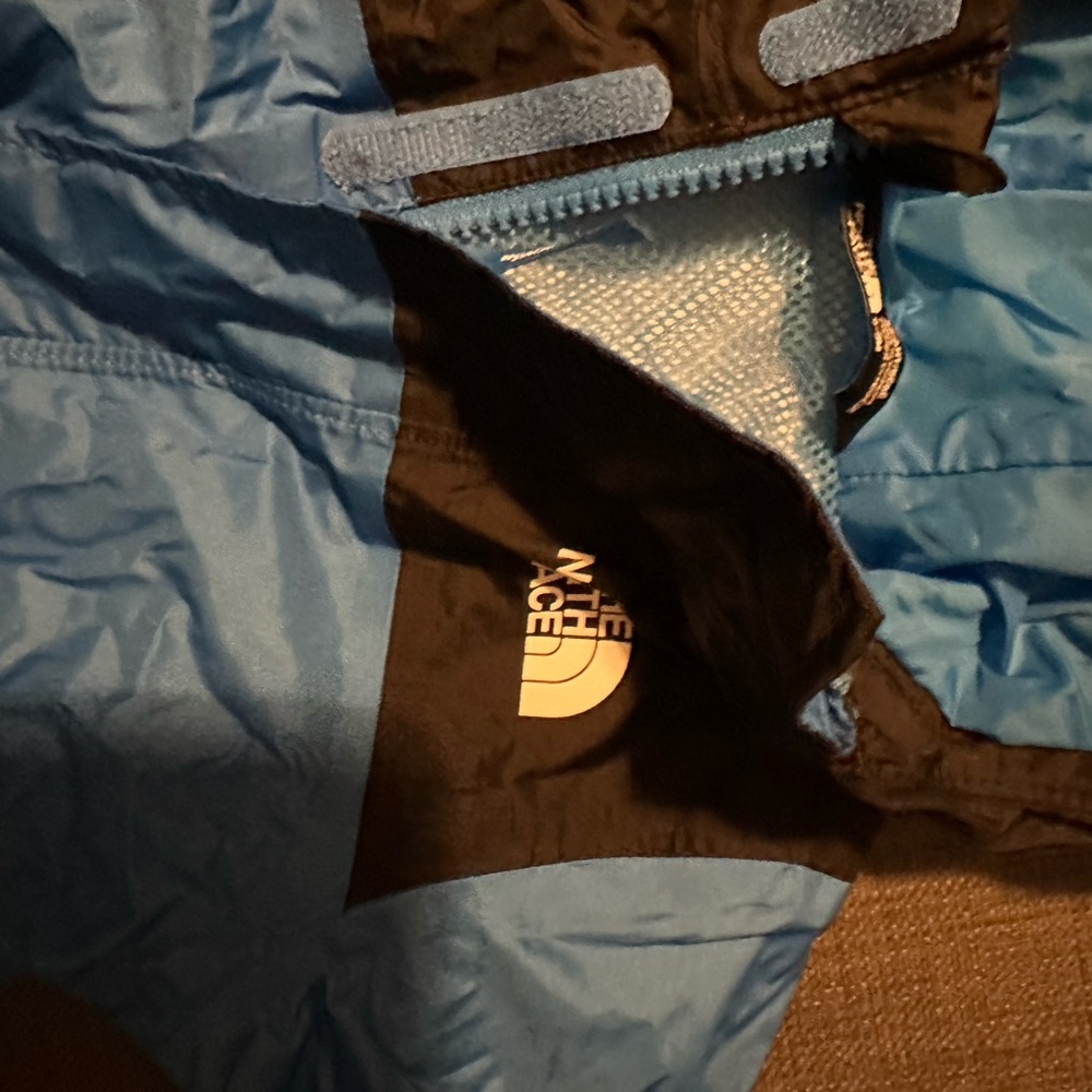 The North Face Fleece fool zip with the hood 3 mon